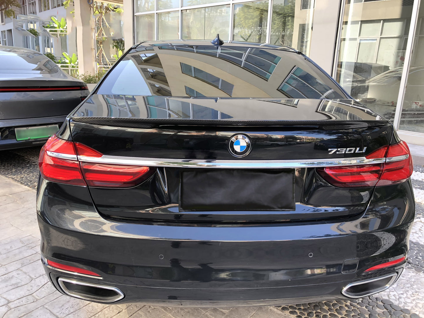 P Style Carbon Fiber Rear Lip BMW 7 Series G11 G12