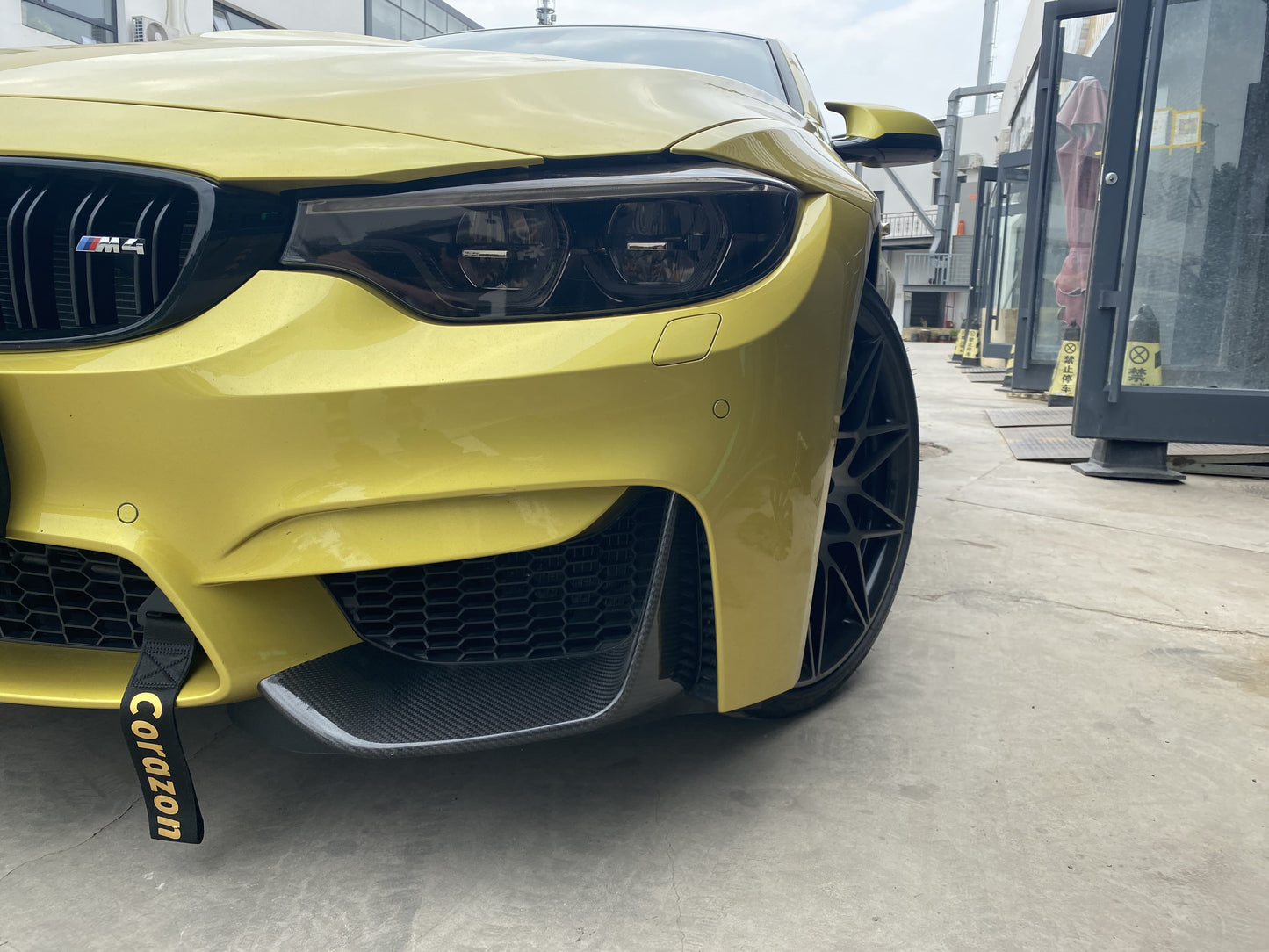 MP Style Carbon Fiber Front Corner BMW M3 M4 F80 F82 F83